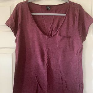 Large, Zine V-Neck T-Shirt with Pocket